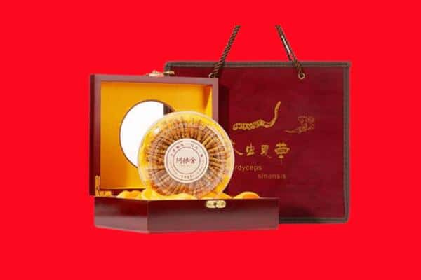 诚信求购:长宁县高价回收冬虫夏草是按克吗